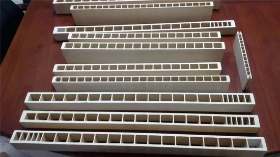 Estrusione di PVC PE WPC Strumento per estrusione di fogli di pannelli PE WPC Stampo per pavimentazione Stampo per fustella Stampo per estrusione di stipiti di porte in PVC WPC Strumento per fustella